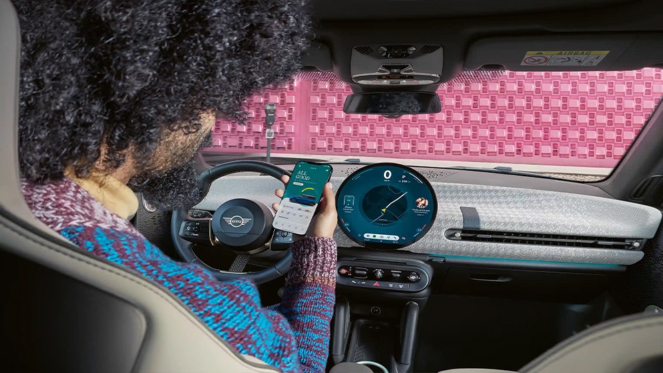 MINI Electromobility - 充電 - MINI APPのメリット